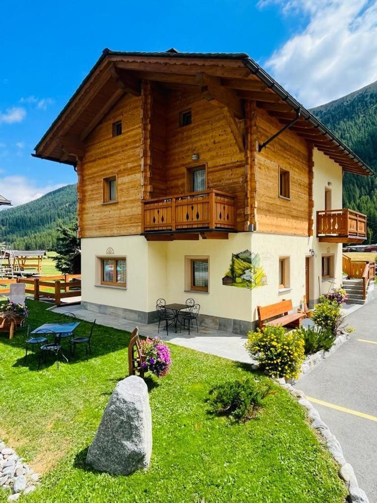 Chalet Sunshine Livigno Kültér fotó