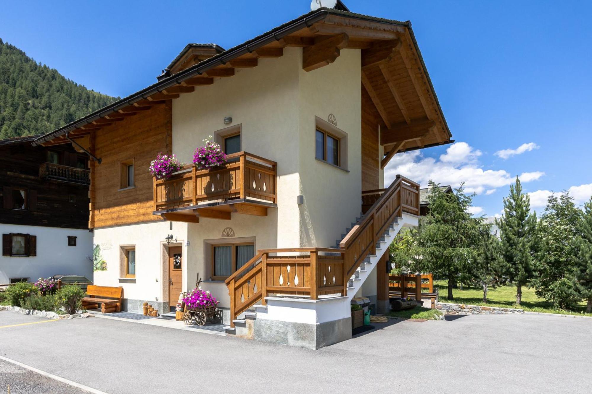Chalet Sunshine Livigno Kültér fotó